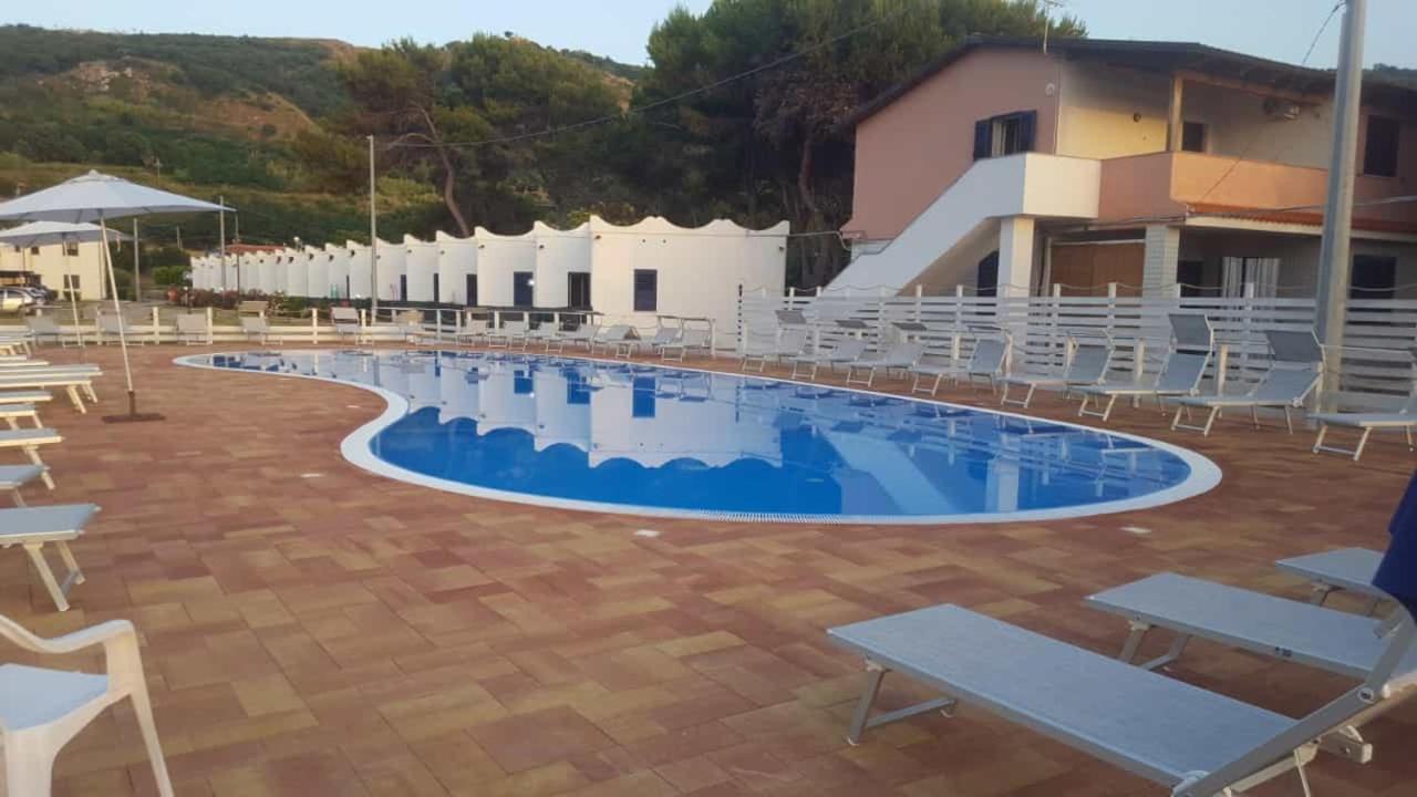 Villaggio Residence Emmesse 赞布隆内 外观 照片