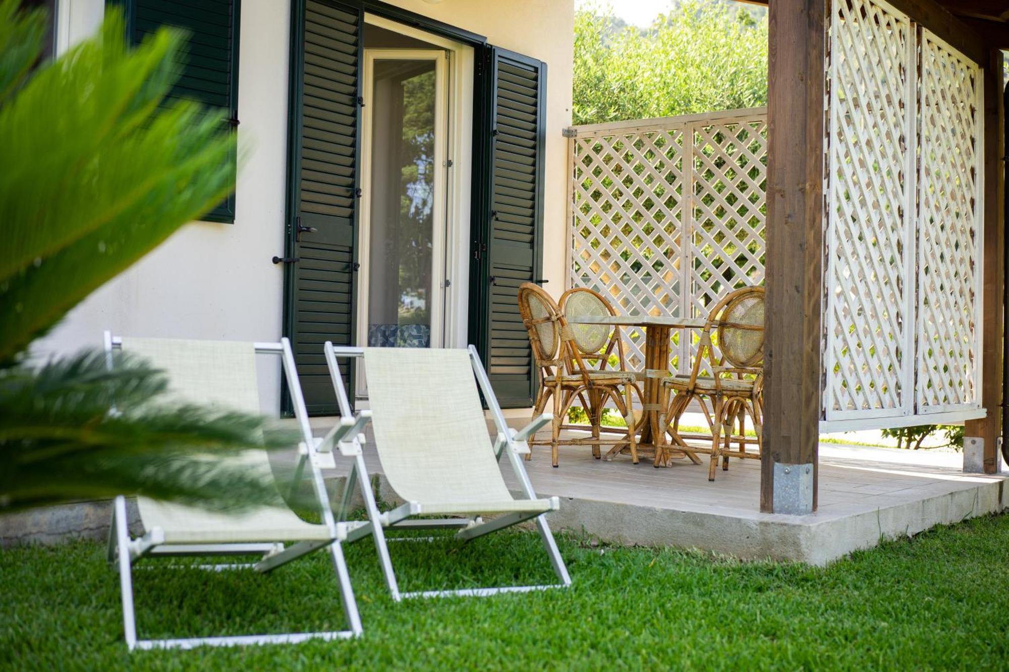 Villaggio Residence Emmesse 赞布隆内 外观 照片